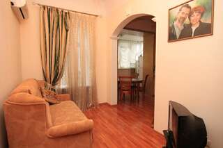 Апарт-отели Апарт-отель на Преображенской 24 Одесса Стандартные апартаменты — ул. Софиевская, 30-1