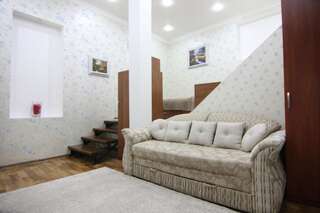 Апарт-отели Апарт-отель на Преображенской 24 Одесса Апартаменты с душем-5