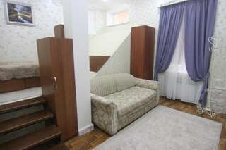 Апарт-отели Апарт-отель на Преображенской 24 Одесса Апартаменты с душем-10